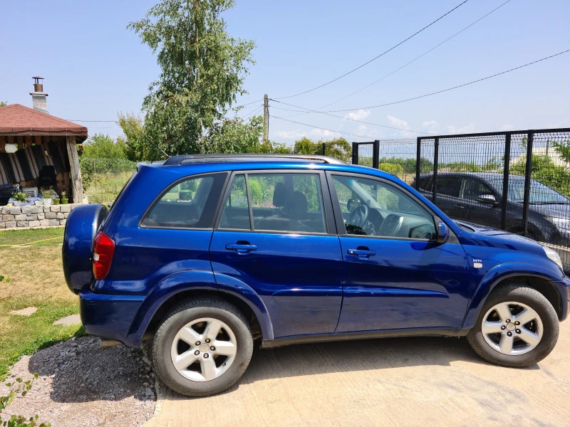 Toyota Rav4, снимка 2 - Автомобили и джипове - 46774240