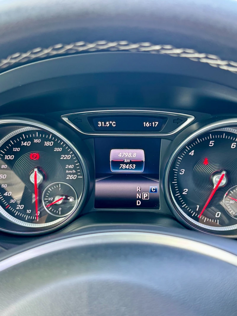 Mercedes-Benz GLA 250, снимка 8 - Автомобили и джипове - 52644630