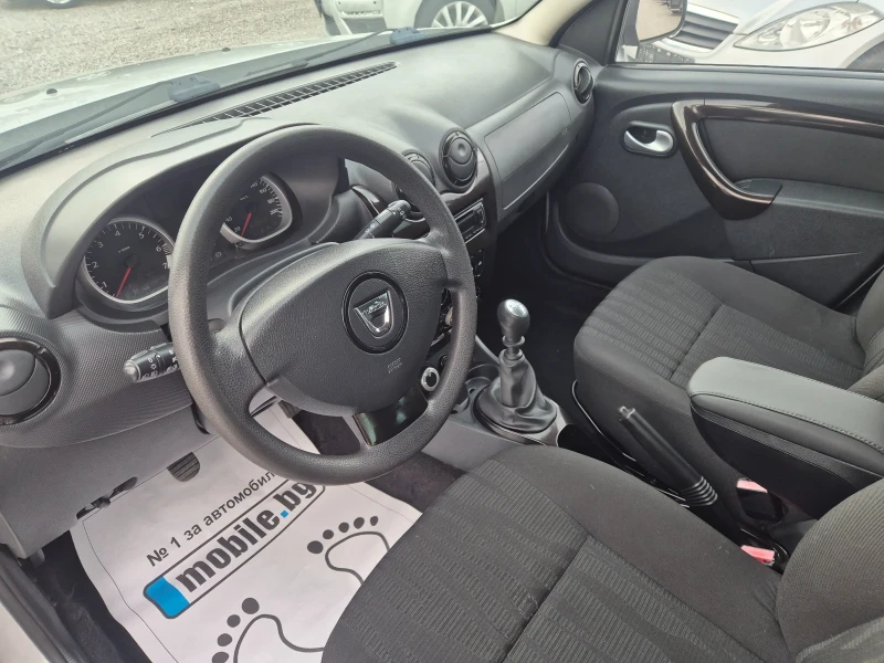 Dacia Duster 1.6 4x4, снимка 8 - Автомобили и джипове - 52655856