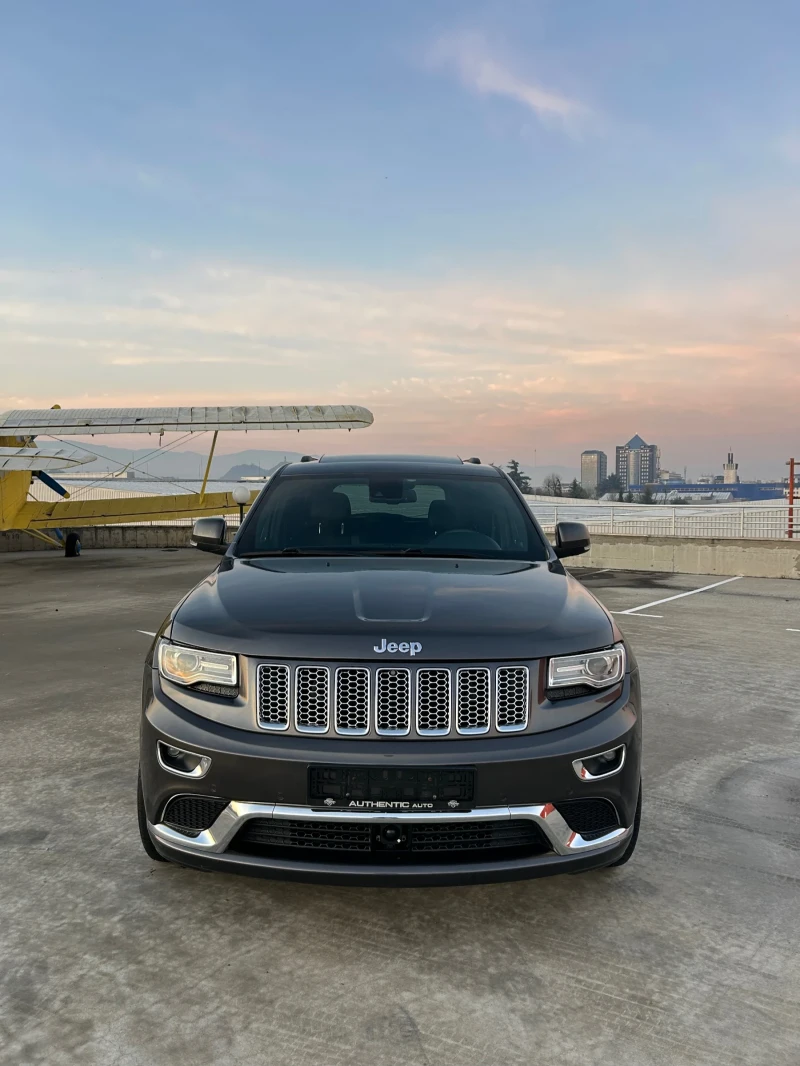 Jeep Grand cherokee 3.0 CRDI // SUMMIT // 8ZF, снимка 8 - Автомобили и джипове - 52825924