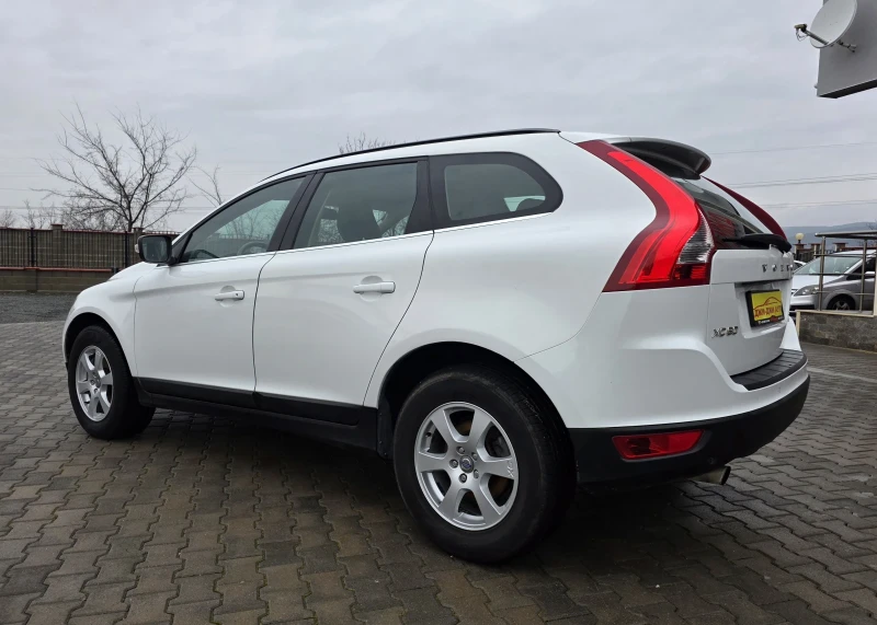 Volvo XC60 2.4D 175kc., снимка 6 - Автомобили и джипове - 53371785