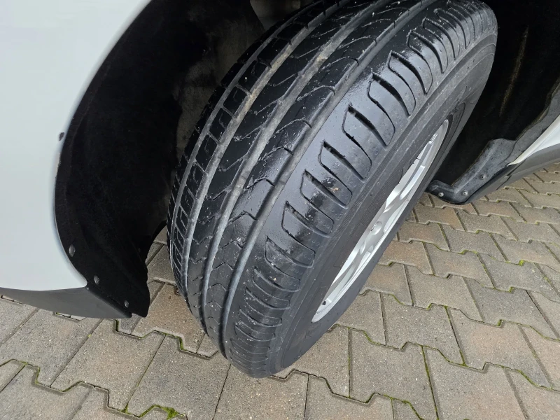 Volvo XC60 2.4D 175kc., снимка 14 - Автомобили и джипове - 53371785