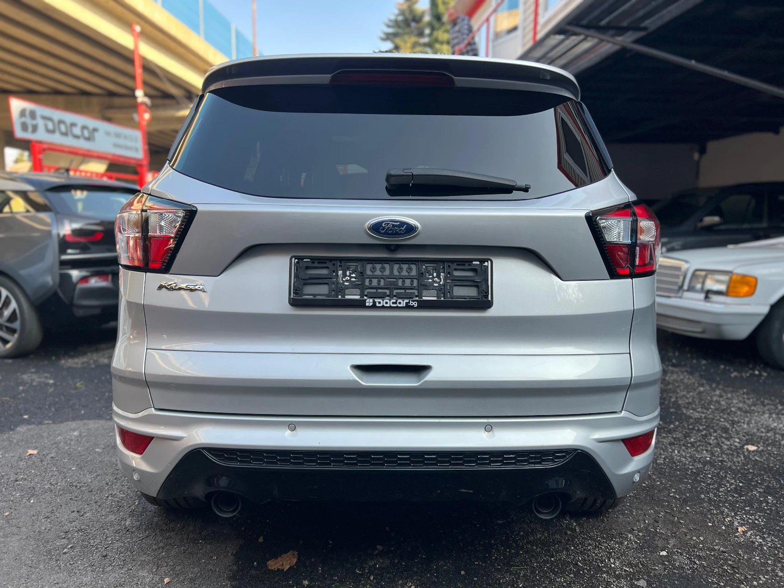 Ford Kuga ST-Line 2.0 TDCi AWD Pano Navi Kamera LED - изображение 3