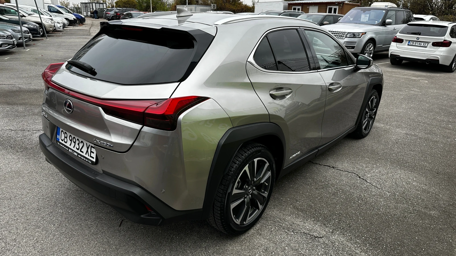 Lexus UX 250h Hybrid Гаранция - изображение 6