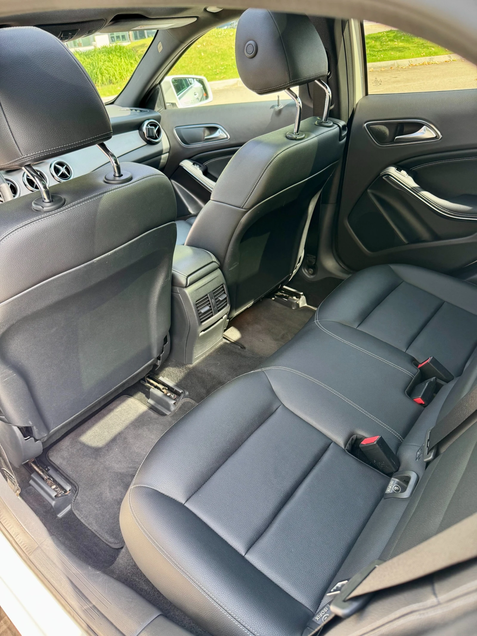 Mercedes-Benz GLA 250  - изображение 8