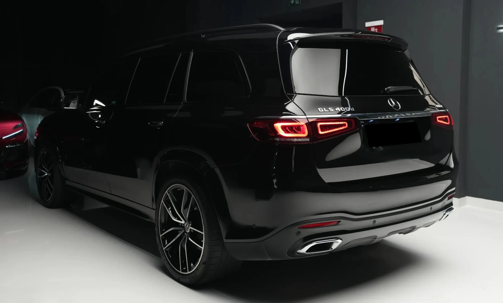 Mercedes-Benz GLS 400d AMG Line 4Matic - изображение 4