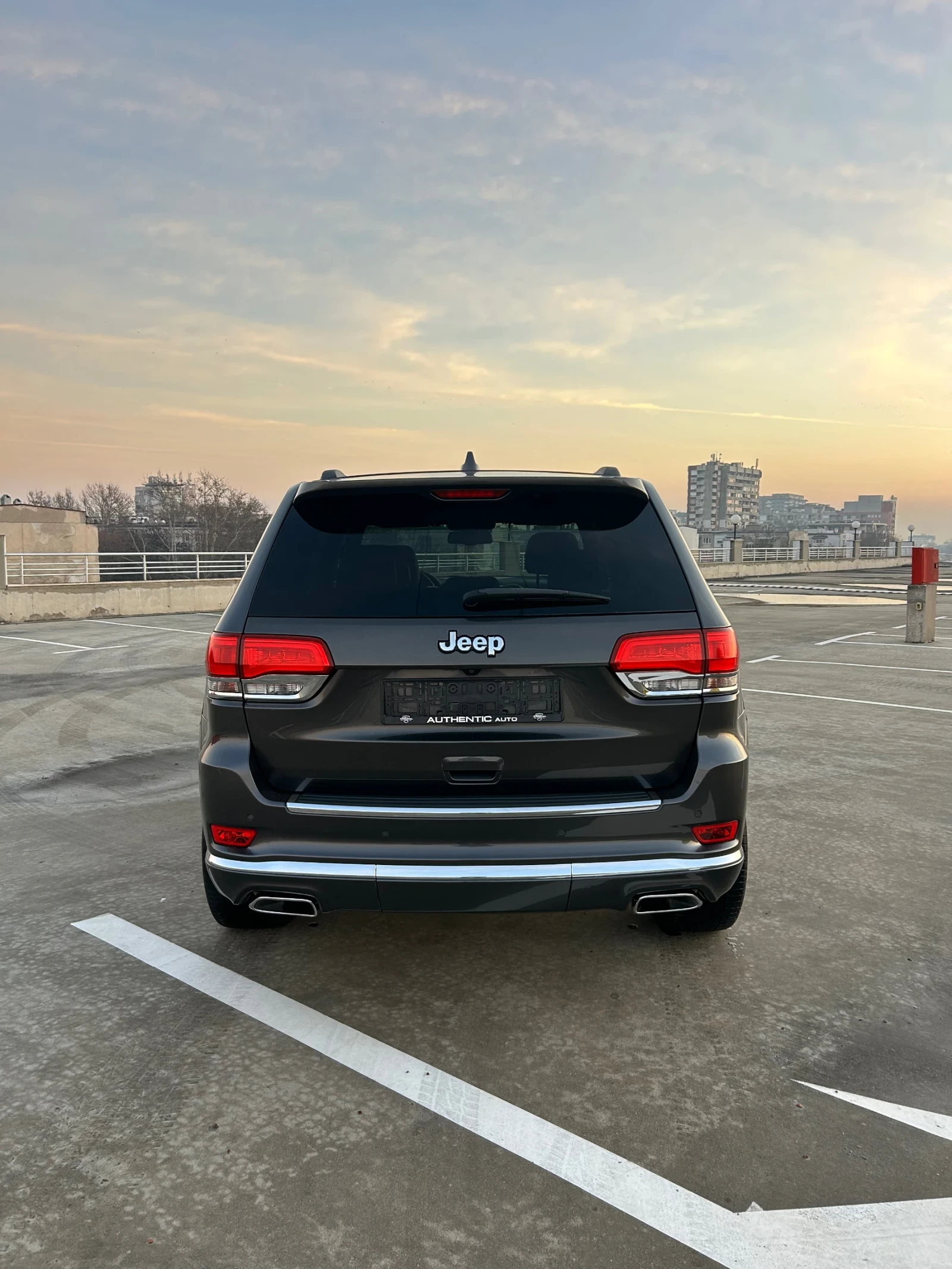 Jeep Grand cherokee 3.0 CRDI // SUMMIT // 8ZF - изображение 4
