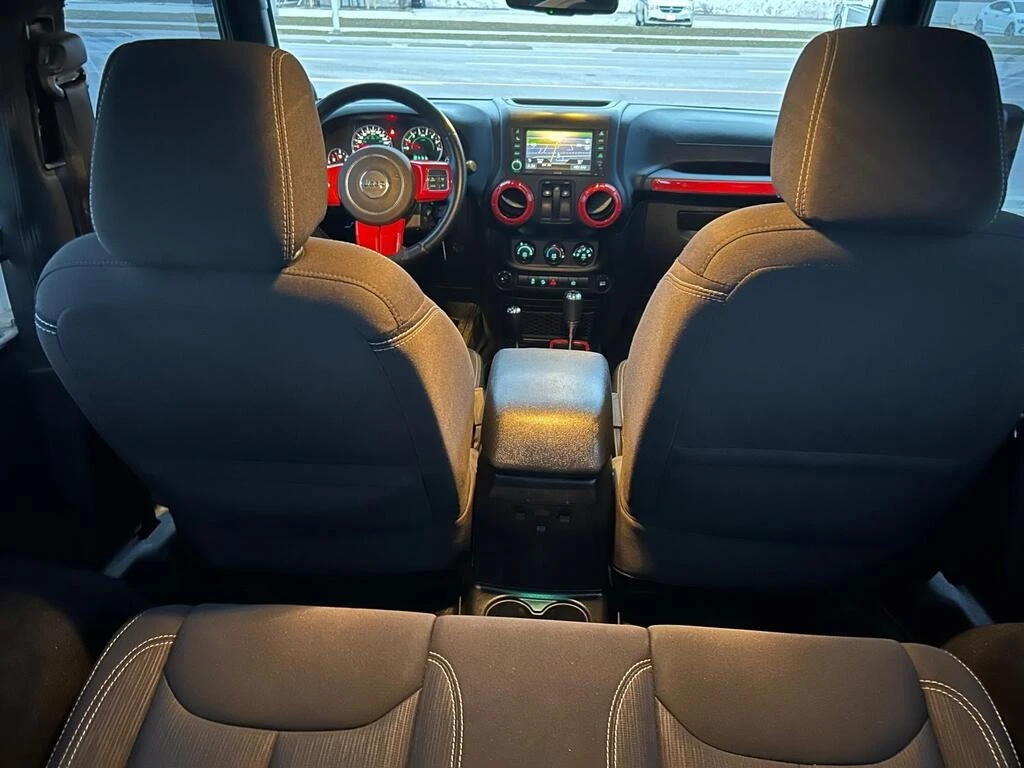 Jeep Wrangler * UNLIMITED SAHARA* CARFAX* АВТО КРЕДИТ*  - изображение 10