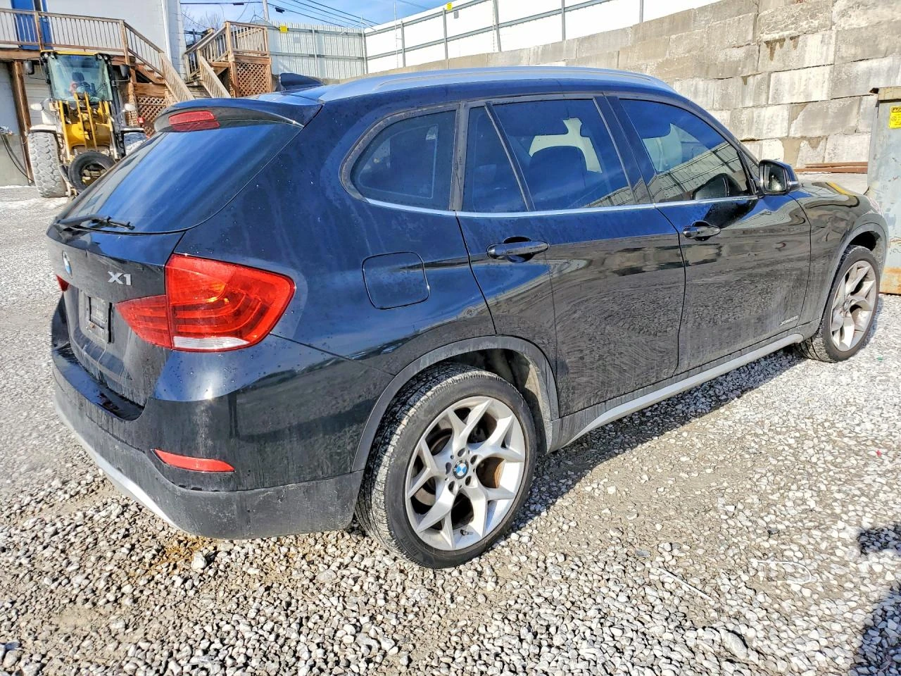 BMW X1 2.0* XDRIVE* РЕАЛНИ КМ, снимка 5 - Автомобили и джипове - 53748672