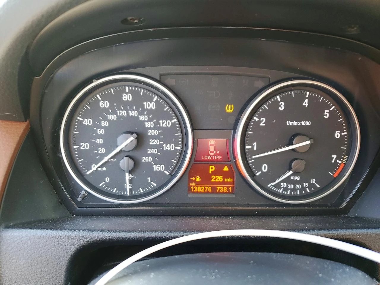 BMW X1 2.0* XDRIVE* РЕАЛНИ КМ, снимка 10 - Автомобили и джипове - 53748672