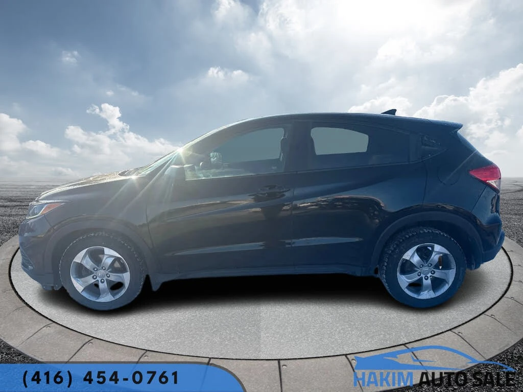 Honda Hr-v LX* AWD* АвтоКредит* (ЦЕНА ДО БГ), снимка 6 - Автомобили и джипове - 54113460