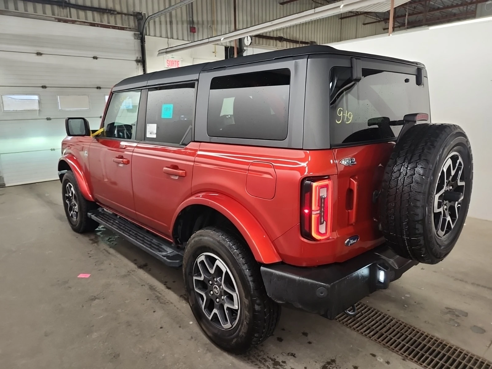 Ford Bronco OUTER BANKS, снимка 6 - Автомобили и джипове - 54556661