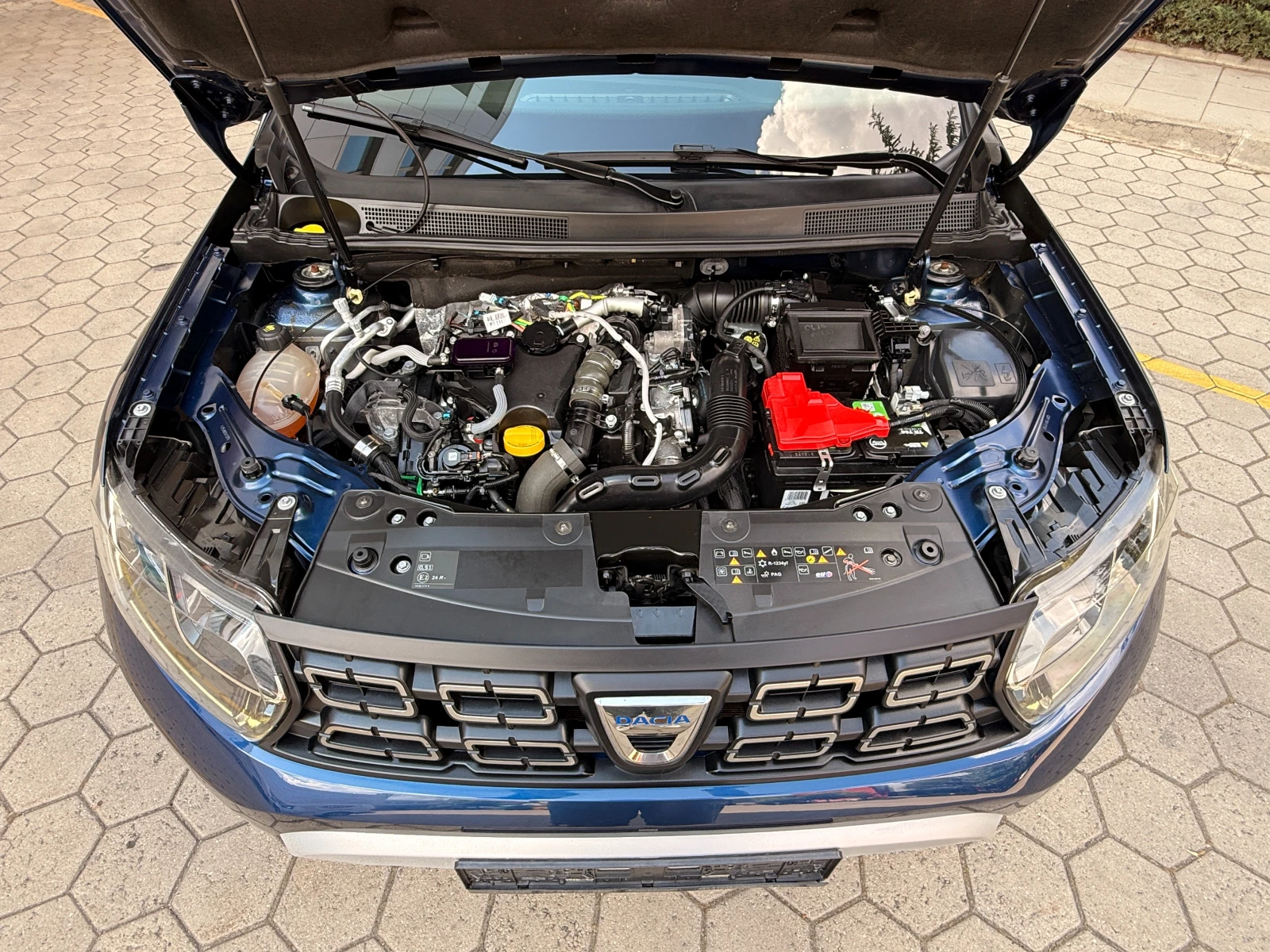 Dacia Duster 1.5DCI* 106000км* FULL* , снимка 15 - Автомобили и джипове - 55067578