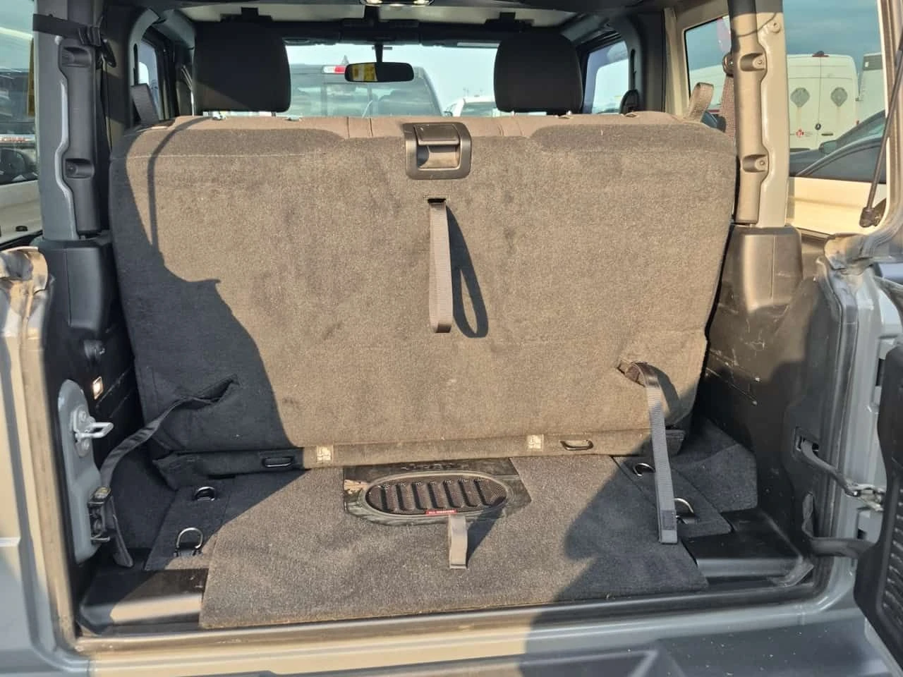 Jeep Wrangler  WILLYS / CARFAX / ЦЕНА ДО БЪЛГАРИЯ , снимка 13 - Автомобили и джипове - 55281980