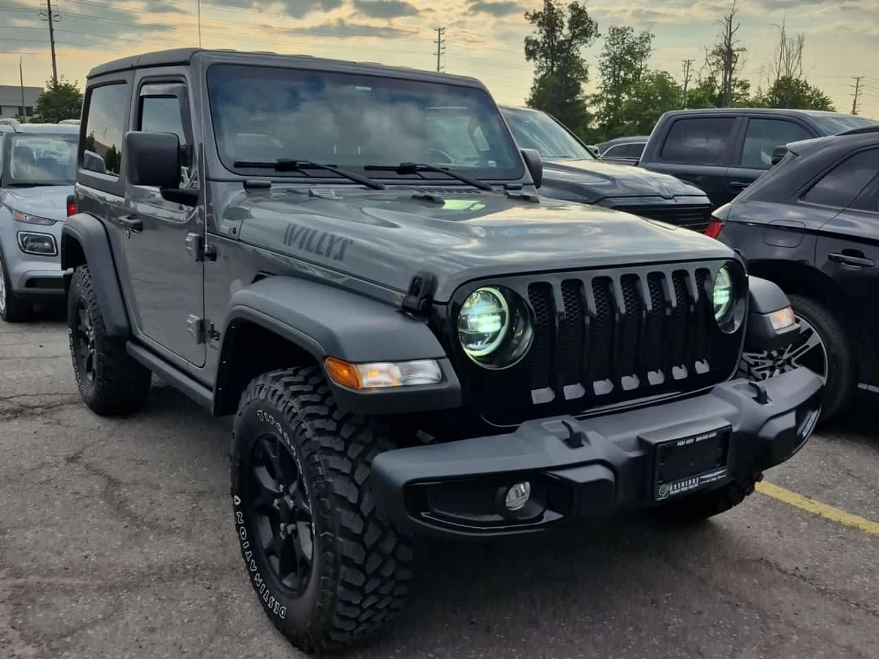 Jeep Wrangler  WILLYS / CARFAX / ЦЕНА ДО БЪЛГАРИЯ , снимка 2 - Автомобили и джипове - 55281980