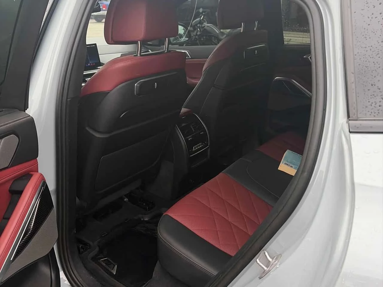 BMW X6 * M60i xDrive * АВТОКРЕДИТ БЕЗ ПЪРВОНАЧАЛНА ВНОСКА, снимка 12 - Автомобили и джипове - 55572805