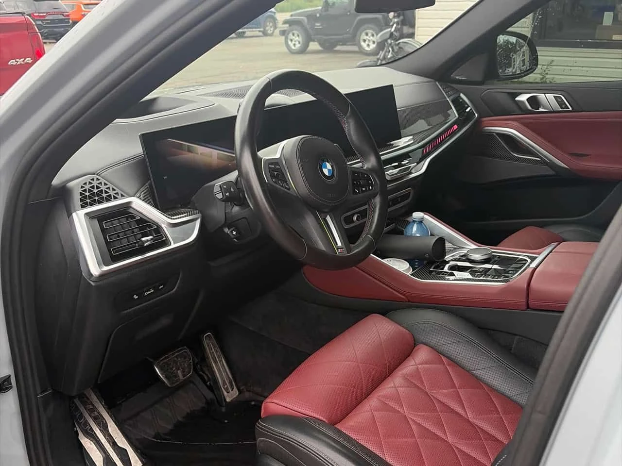 BMW X6 * M60i xDrive * АВТОКРЕДИТ БЕЗ ПЪРВОНАЧАЛНА ВНОСКА, снимка 5 - Автомобили и джипове - 55572805