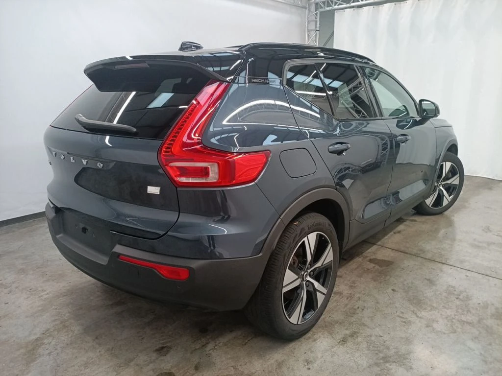 Volvo XC40 T4 Recharge Geartronic R-Design Pano Harman/Kardon, снимка 4 - Автомобили и джипове - 56205837
