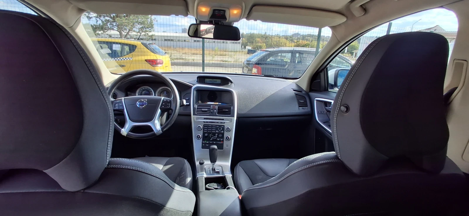 Volvo XC60, снимка 10 - Автомобили и джипове - 56330965
