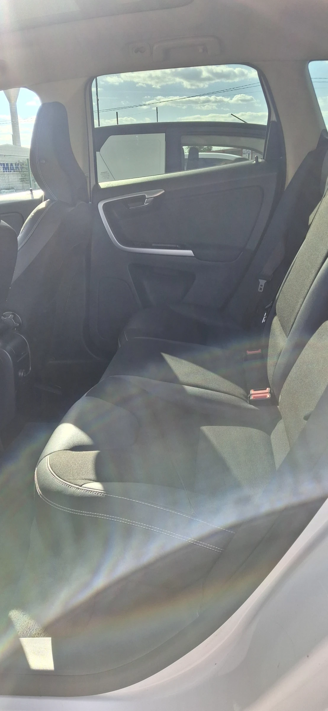 Volvo XC60, снимка 9 - Автомобили и джипове - 56330965