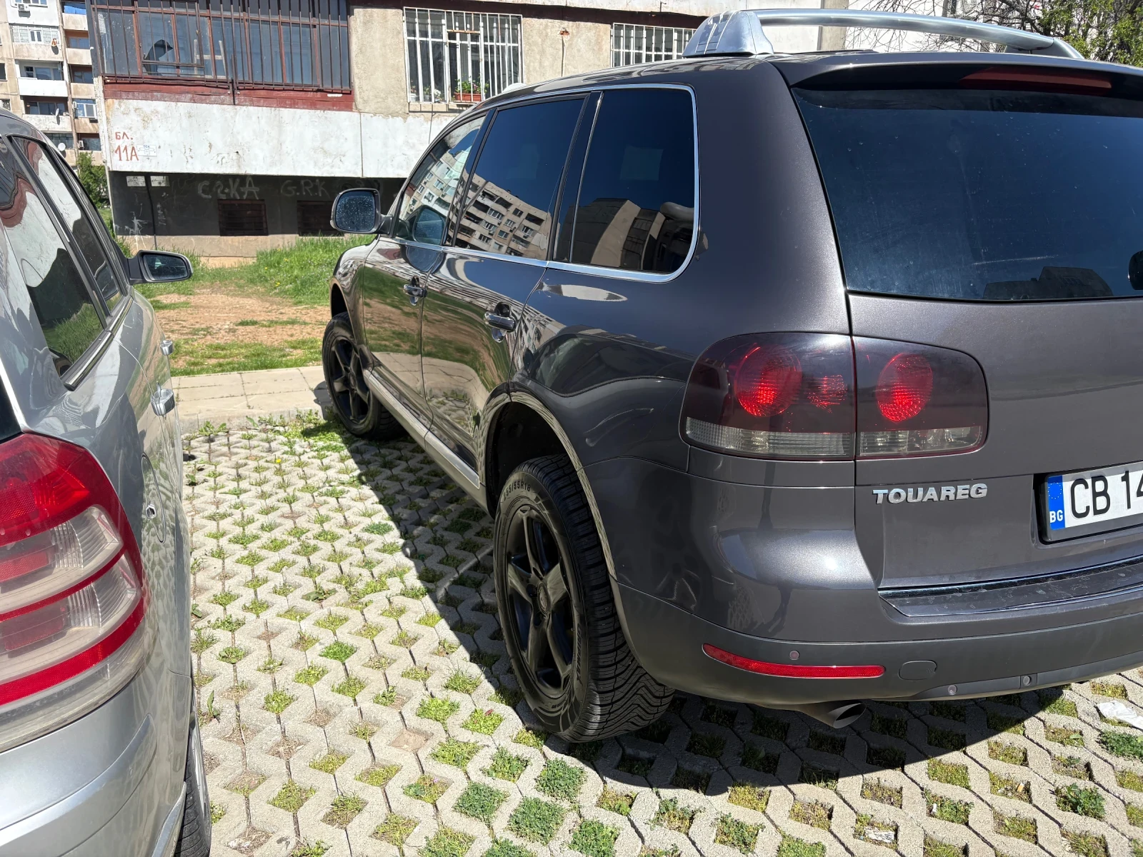 VW Touareg, снимка 11 - Автомобили и джипове - 56480404