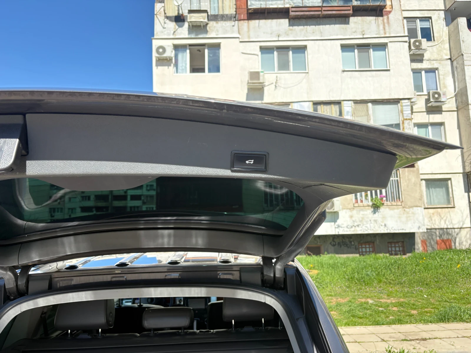 VW Touareg, снимка 3 - Автомобили и джипове - 56480404