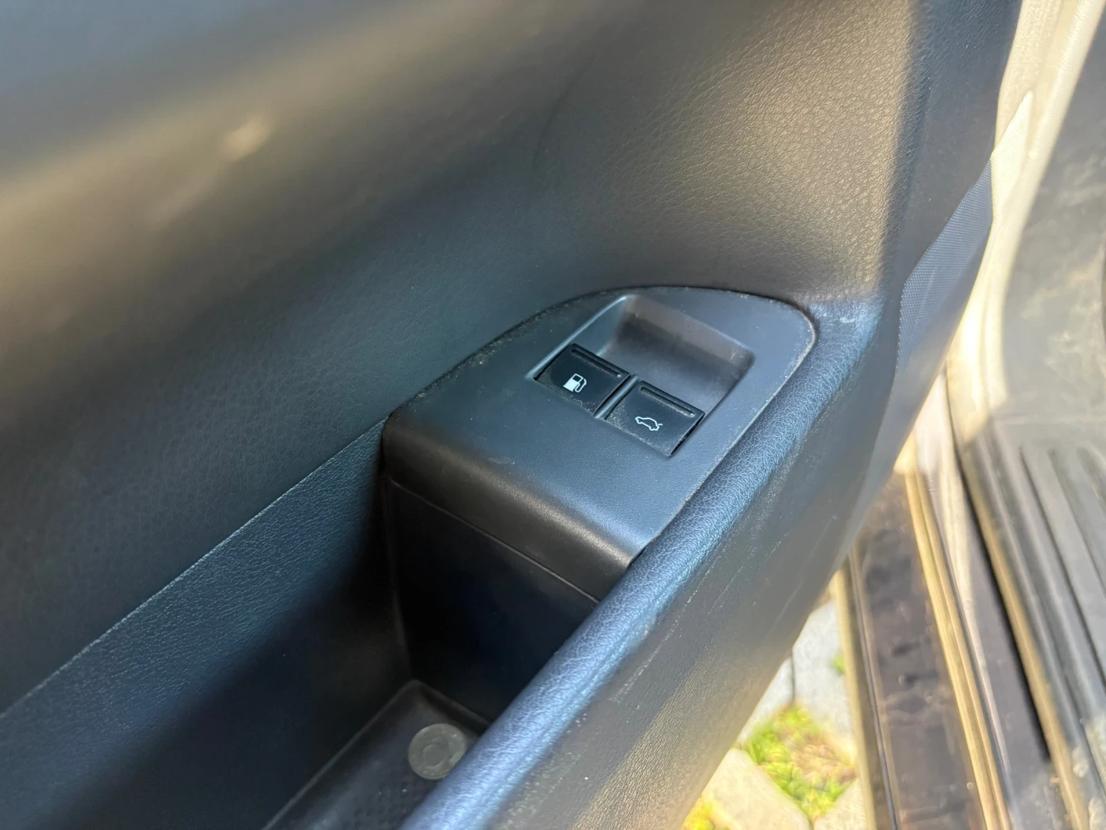 VW Touareg, снимка 7 - Автомобили и джипове - 56480404
