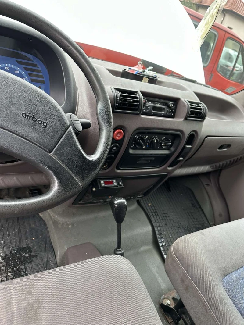 Renault Master хладилна , снимка 3 - Бусове и автобуси - 47479856