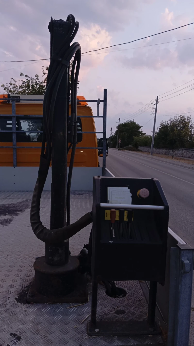 Iveco 4010 Бордови с кран 990кг, снимка 5 - Бусове и автобуси - 52529514