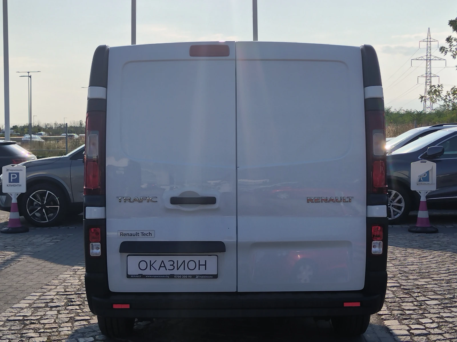 Renault Trafic 2.0 dCi/120 к.с/Life - изображение 6