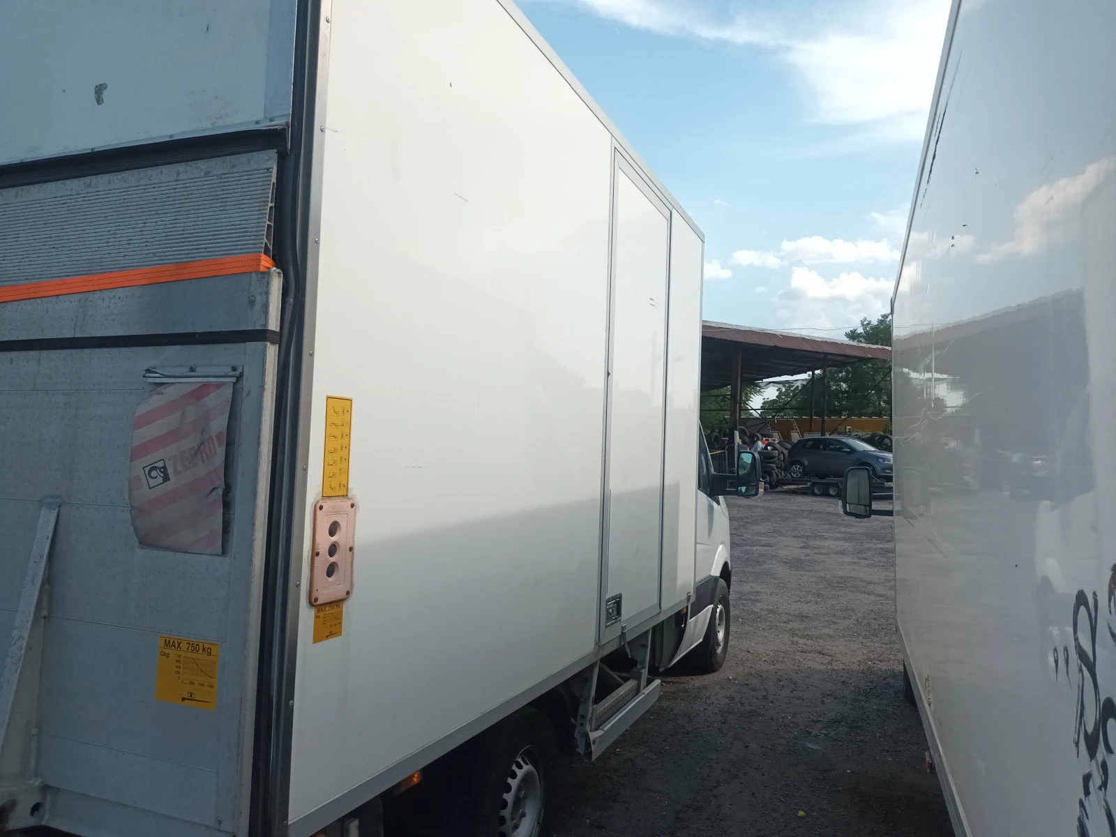 VW Crafter 2.5Tdi , снимка 5 - Бусове и автобуси - 56079613