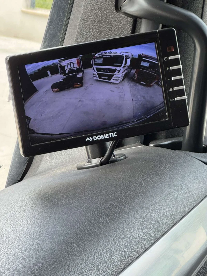 Man Tgx 460 HEROS TRUCKS TUNING НОВИ ГУМИ, снимка 13 - Камиони - 50163438