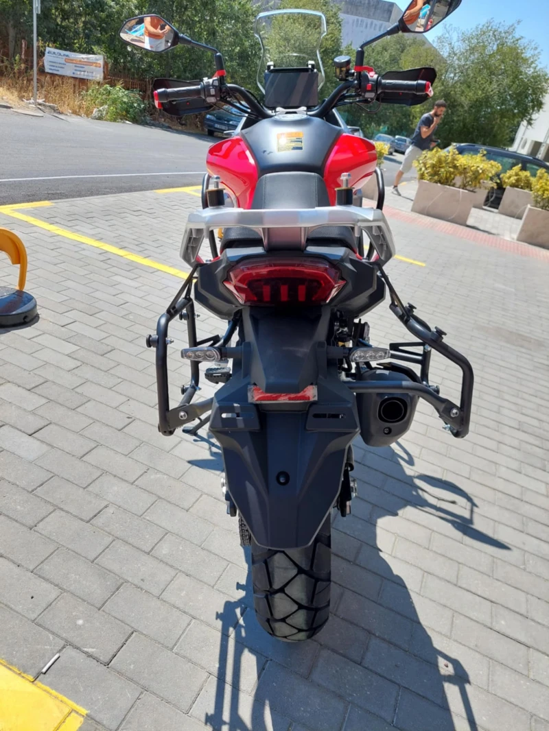 QJMotor SVT 650X, снимка 8 - Мотоциклети и мототехника - 51285930