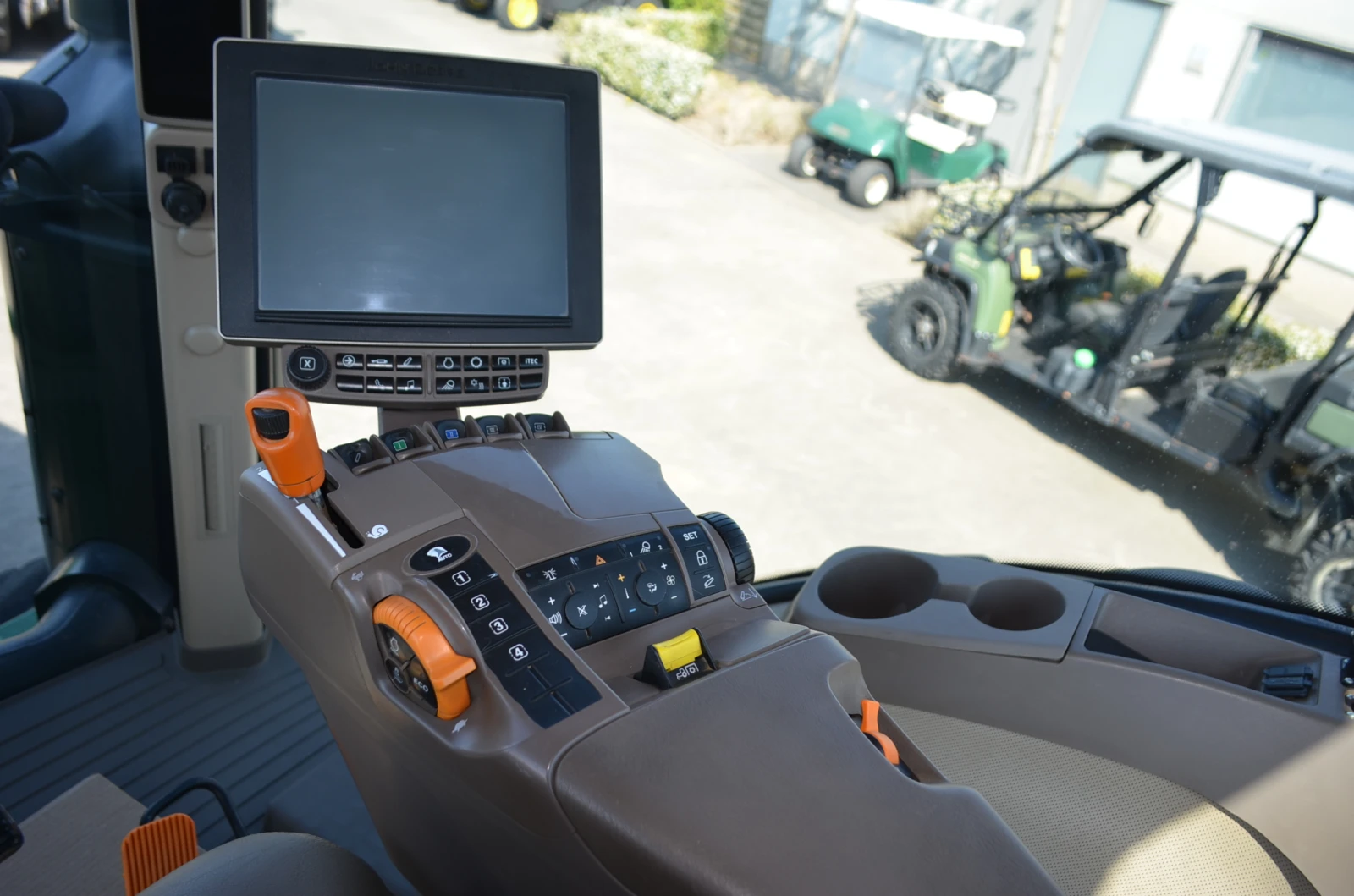  John Deere 8370 | Mobile.bg   14