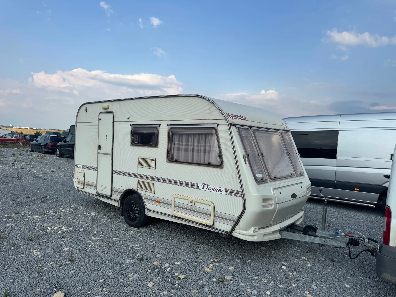 Каравана HYMER / ERIBA, снимка 2 - Каравани и кемпери - 55362960