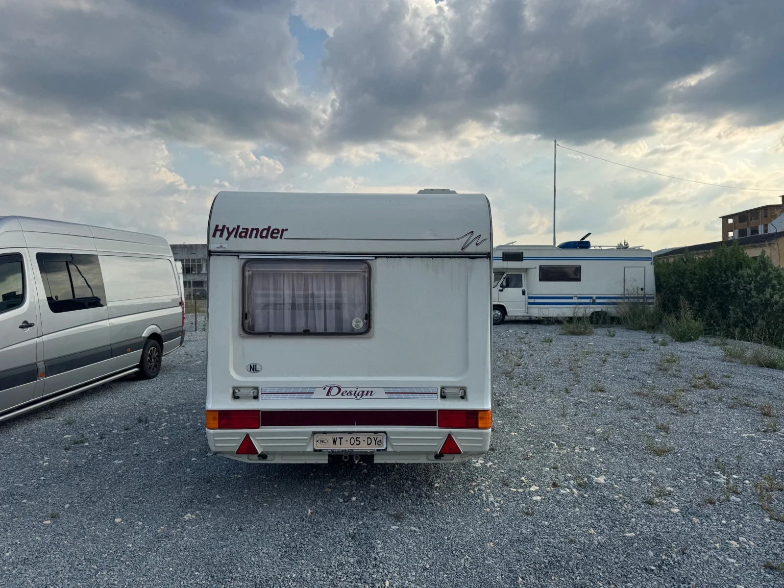 Каравана HYMER / ERIBA, снимка 5 - Каравани и кемпери - 55362960