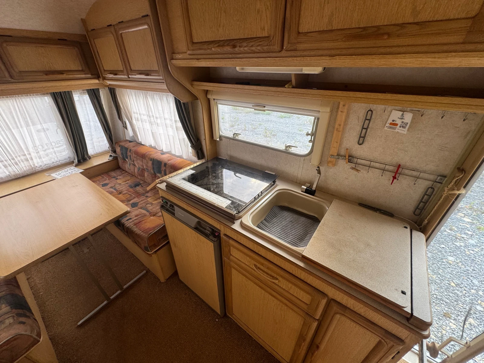 Каравана HYMER / ERIBA, снимка 8 - Каравани и кемпери - 55362960
