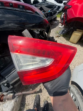 Hyundai IX35 2011г вътрешен ляв стоп, снимка 1