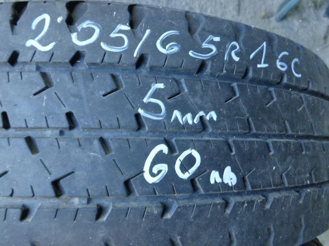 Гуми Летни 205/65R16, снимка 6 - Гуми и джанти - 9746602