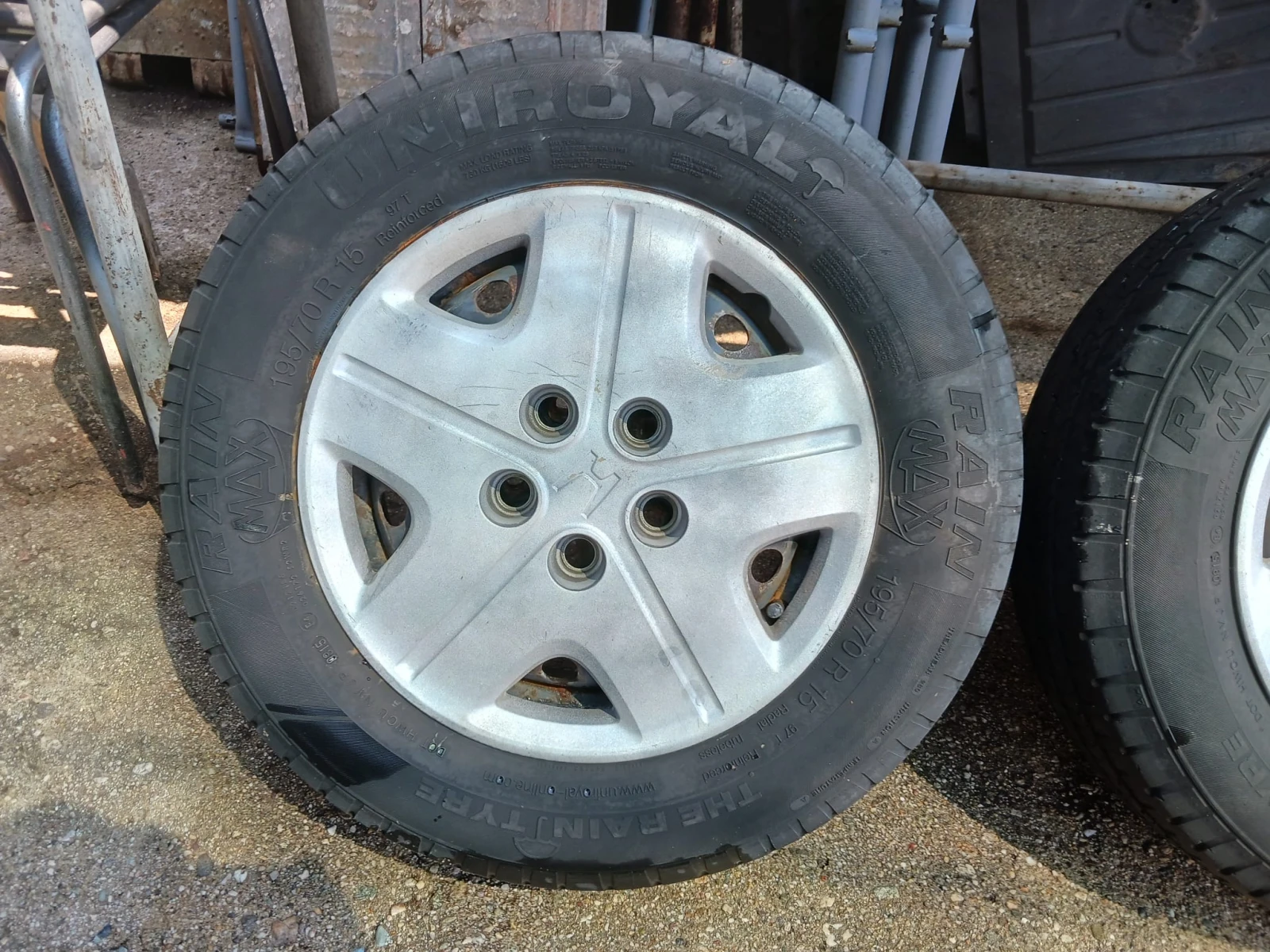    195/70R15  Honda Hr-v | Mobile.bg   5