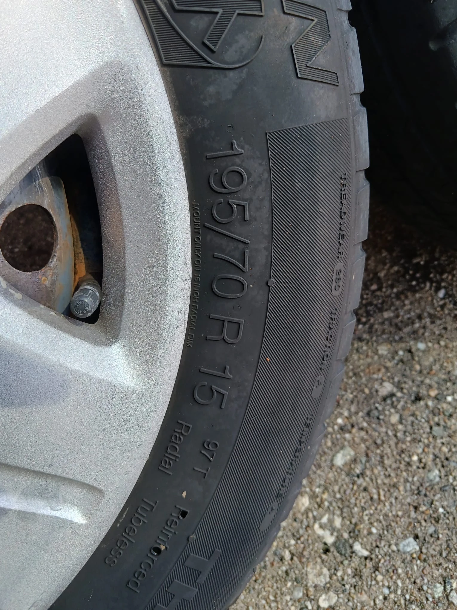    195/70R15  Honda Hr-v | Mobile.bg   6