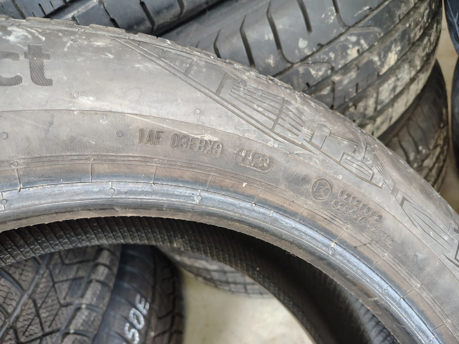 Гуми Всесезонни 195/60R18, снимка 7 - Гуми и джанти - 55843836