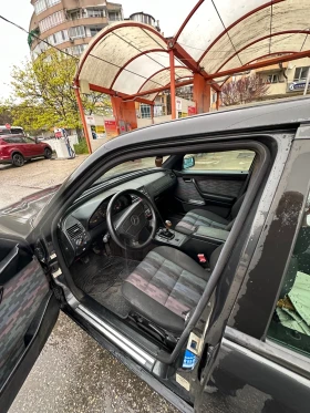 Mercedes-Benz C 180, снимка 8