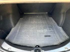 Tesla Model 3 SR+ , снимка 8