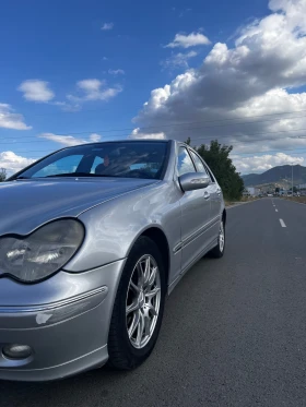 Mercedes-Benz C 220, снимка 2