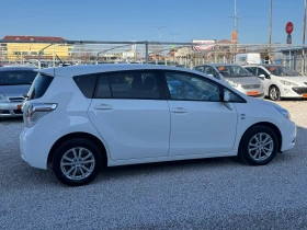 Toyota Verso 2.0D4D* 126ks* KEYLESS* 6sk* KAMERA* 7m* NAVI* KAT, снимка 4