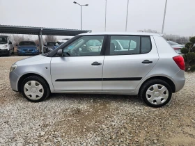 Skoda Fabia 1.2 КЛИМАТИК РЕАЛНИ КИЛОМЕТРИ, снимка 2