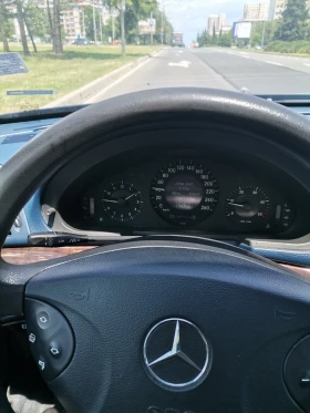 Mercedes-Benz E 220 2.2CDI | Mobile.bg    12