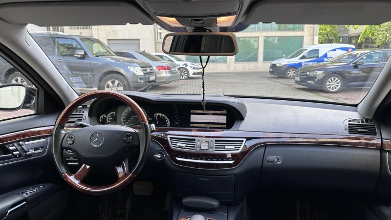 Mercedes-Benz S 500 83000 km, снимка 7 - Автомобили и джипове - 49063852