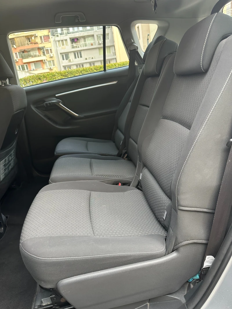 Toyota Verso, снимка 16 - Автомобили и джипове - 48127517